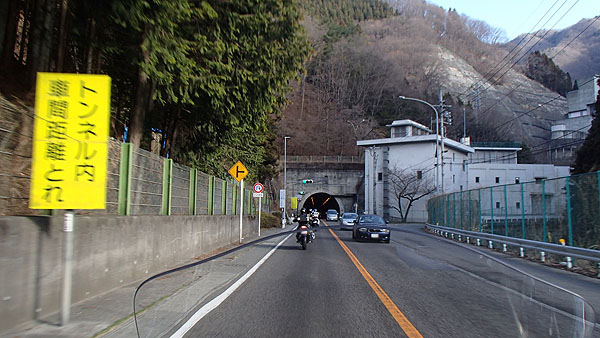 笹子トンネルの入口